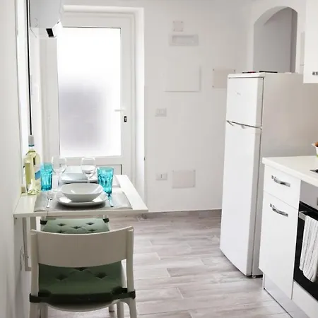 Casa Al Mare Orchidea Relax, Moto Parking E Wifi Vicino
