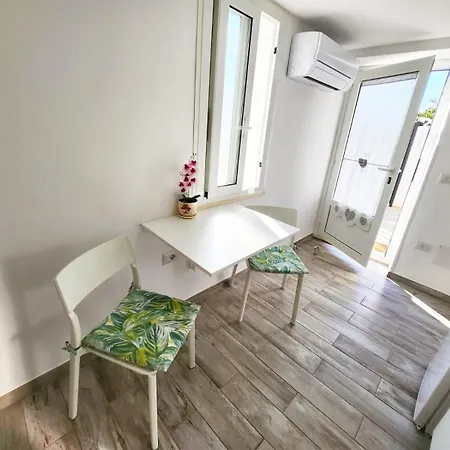 Apartment Casa Al Mare Orchidea - Motoparking - Wifi Free - Ac
