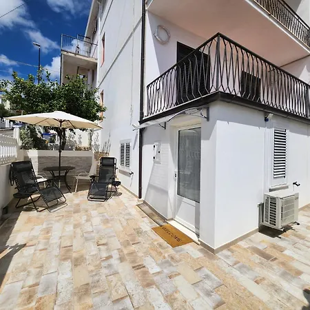 Casa Al Mare Orchidea - Motoparking - Wifi Free - Ac Cala Gonone