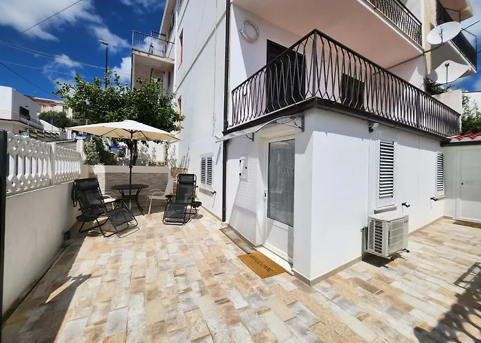 Casa Al Mare Orchidea - Motoparking - Wifi Free - Ac Cala Gonone